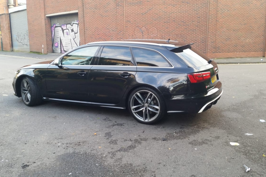 Audi RS6 