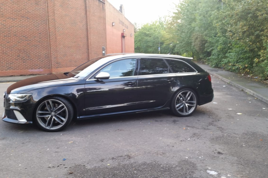 Audi RS6 